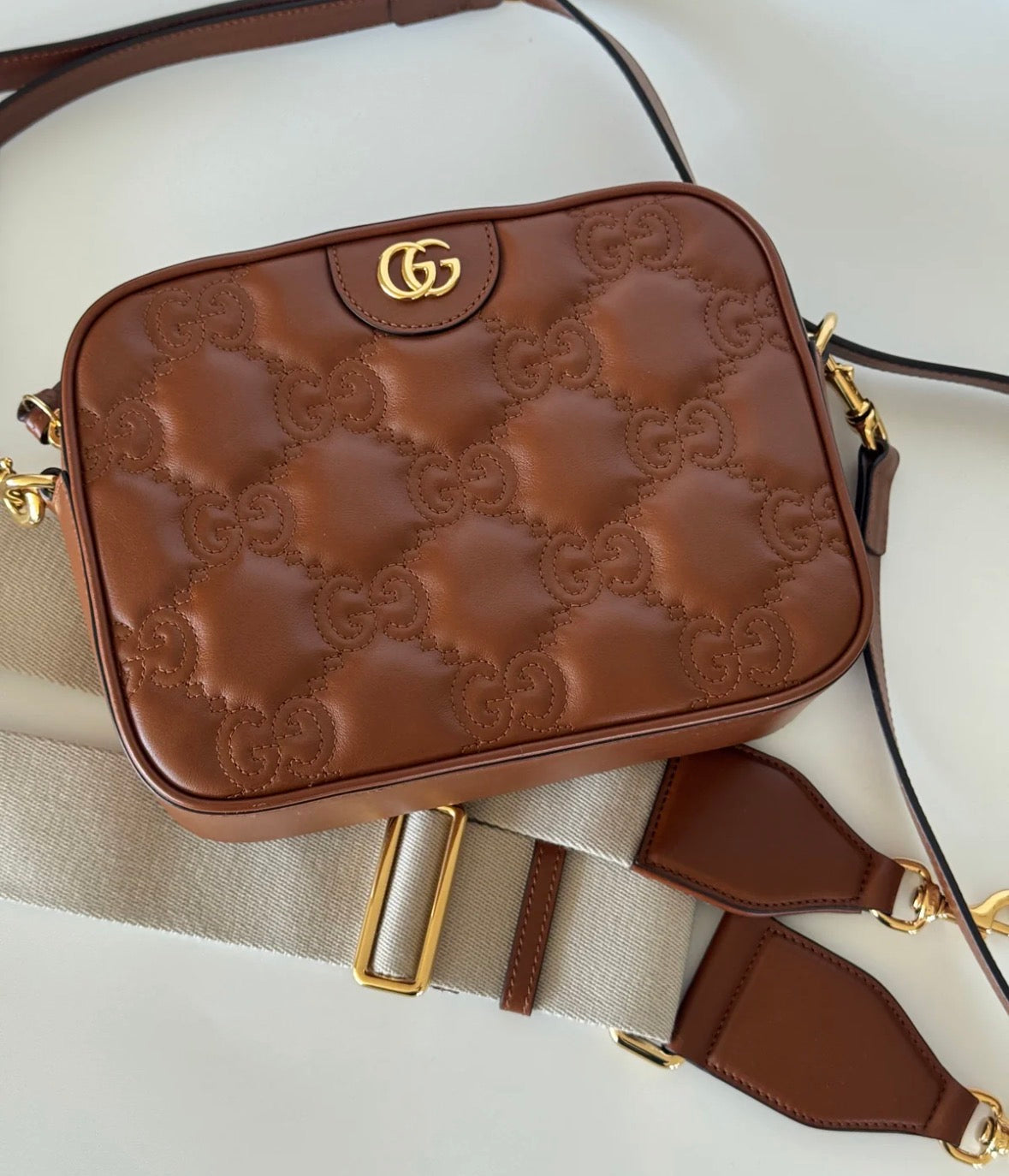 Gucci GG Marmont Matelassé Camera Bag in Brown Leather